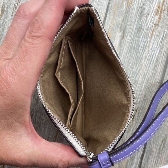 Limited Corner Zip Wristlet Signature Canvas Blueberry Print Bag Purse Wallet - Picture 6 of 9